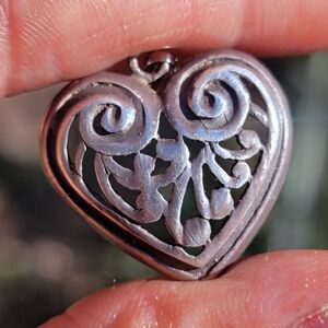 Vintage 925 sterling silver filigree heart necklace pendant